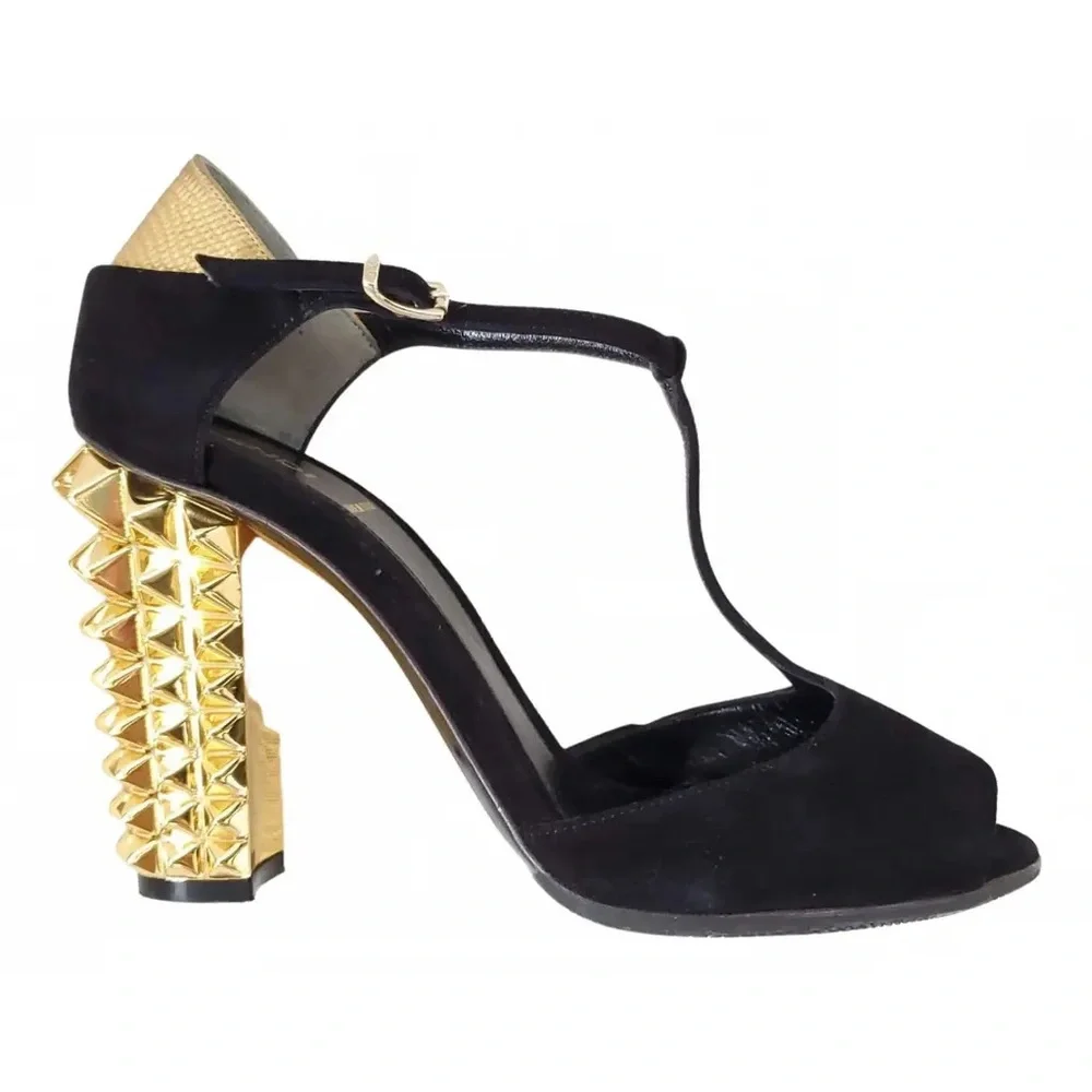 Fendi Black T-Strap Heels with Gold Studded Heel - Picture 2 of 12